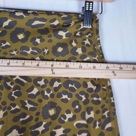 Aerie OFFLINE Goals Leggings Size M 7/8 High-Rise Leopard Print Yoga Pants - Picture 4 of 7